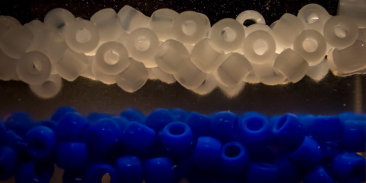 根据密度差别制作的有趣玩具